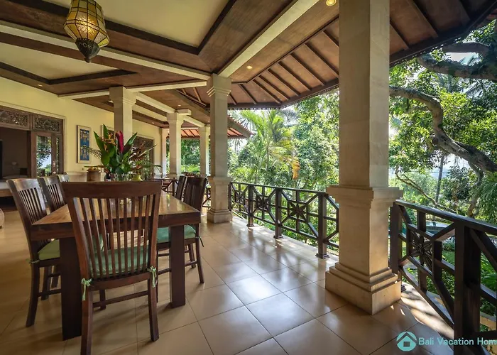 Wonderful Luxury Hideaway Surrounded By Nature! Villa Mayong