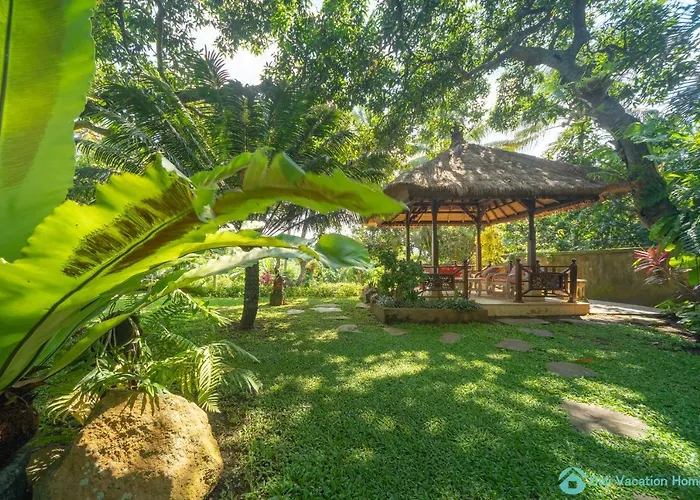 Wonderful Luxury Hideaway Surrounded By Nature! Villa Mayong